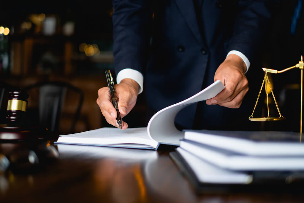 Kansas surgical error lawyer